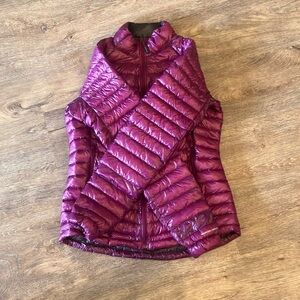 Women’s medium puffer jacket
